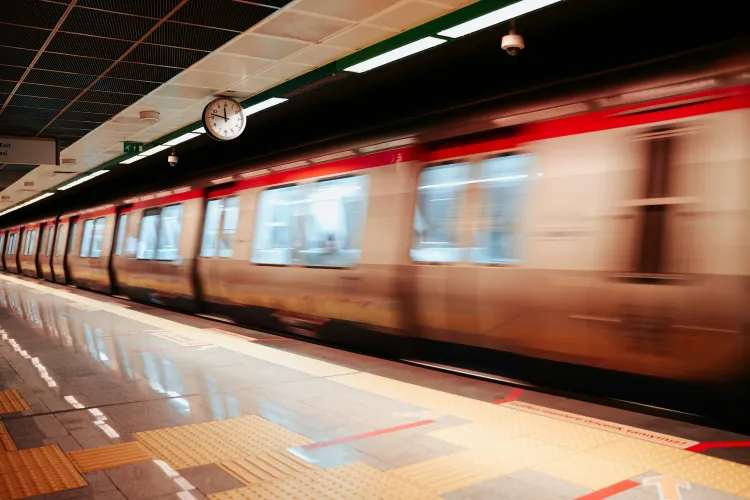 Train from Beauvais Airport to Paris