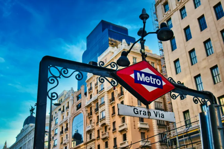 Metro from Madrid Airport to City Center