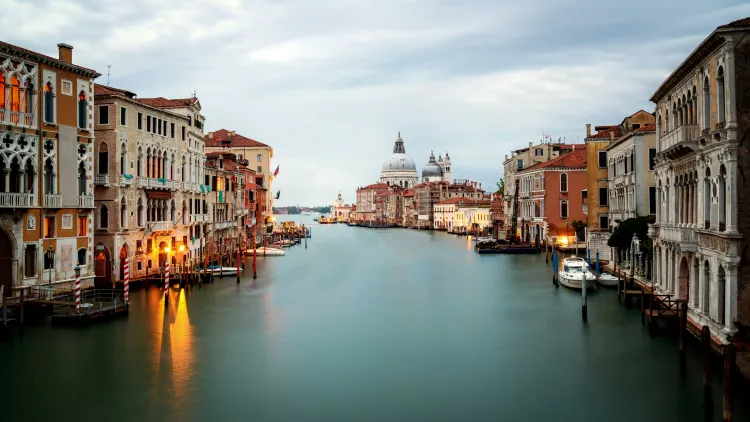 How to Get from Venice Airport to Venice: Routes, Times & Prices Explained