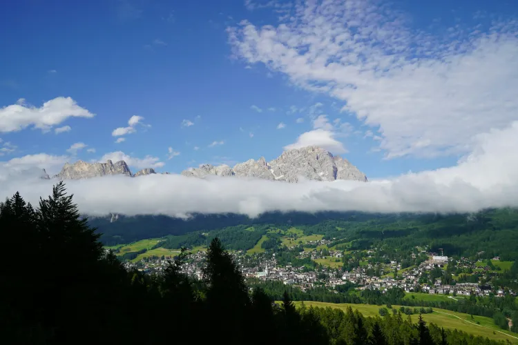 How to get to Cortina d’Ampezzo by train?